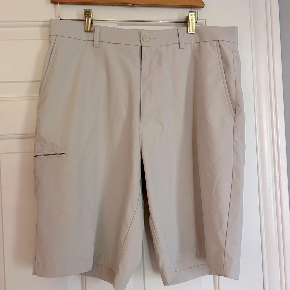 Golf Shorts Size 34 Performance fabric